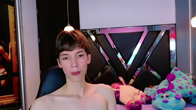 Snapshot of Stefany_PiInk chatting on 7, 6, 2026 Stefany PiInk online show from 7, 6, 2026