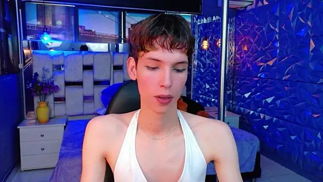 Snapshot of Stefany_PiInk chatting on 9, 5, 2026 Stefany PiInk online show from 9, 5, 2026