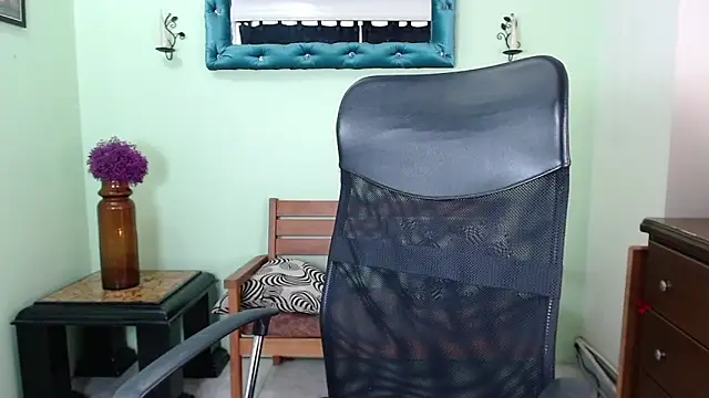 Snapshot of ChalonVera chatting on 27, 5, 2026 ChalonVera online show from 27, 5, 2026