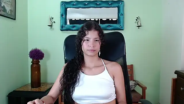 Snapshot of ChalonVera chatting on 16, 5, 2026 ChalonVera online show from 16, 5, 2026