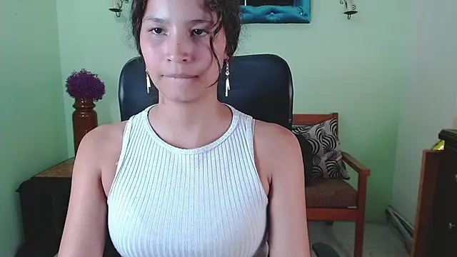 Snapshot of ChalonVera chatting on 28, 4, 2026 ChalonVera online show from 28, 4, 2026