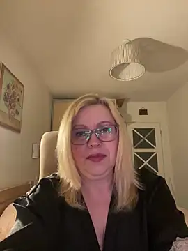 JanieLight53 online show from 6, 4, 2026