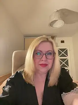Snapshot of JanieLight53 chatting on 11, 6, 2026 JanieLight53 online show from 11, 6, 2026