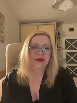 JanieLight53 online show from 19, 4, 2026