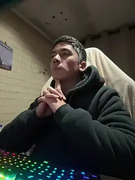 Snapshot of Cr1sXPorn chatting on 7, 7, 2026 Cr1sXPorn online show from 7, 7, 2026