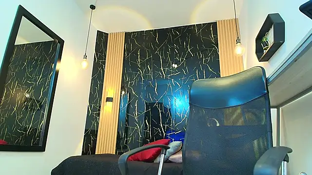 Snapshot of ValeriHot_1 chatting on 7, 5, 2026 ValeriHot 1 online show from 7, 5, 2026