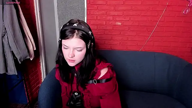 EsterTwilight online show from 24, 3, 2026