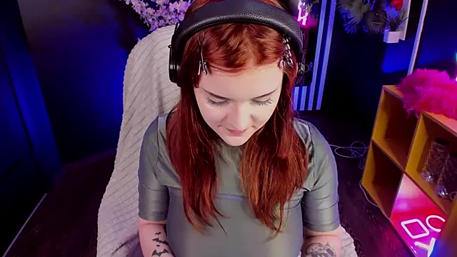 EsterTwilight online show from 23, 7, 2026