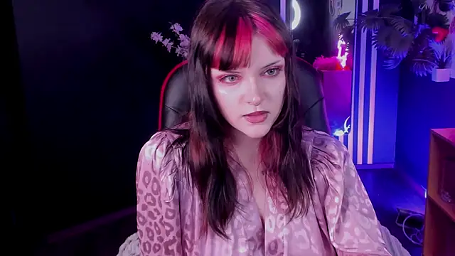 Snapshot of EsterTwilight chatting on 16, 6, 2026 EsterTwilight online show from 16, 6, 2026