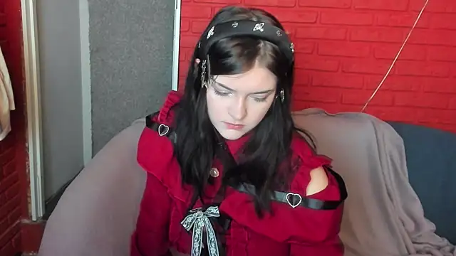 EsterTwilight online show from 10, 4, 2026