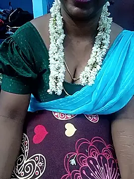 Snapshot of jothika45 chatting on 15, 5, 2026 jothika45 online show from 15, 5, 2026