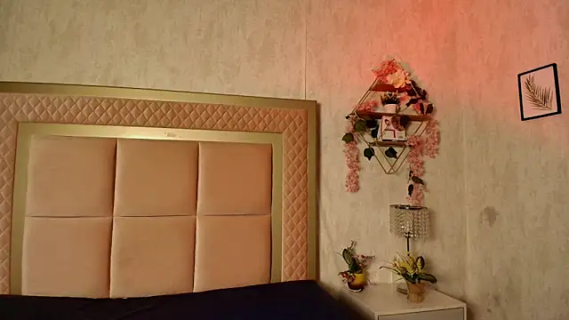 Madii  online show from 12, 3, 2026