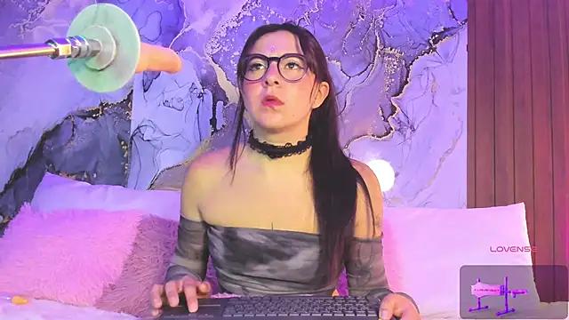 abbycandhy online show from 10, 4, 2026