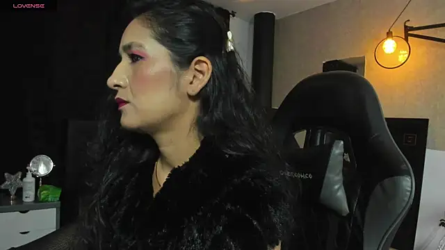 Vicky Angeel online show from 17, 7, 2026