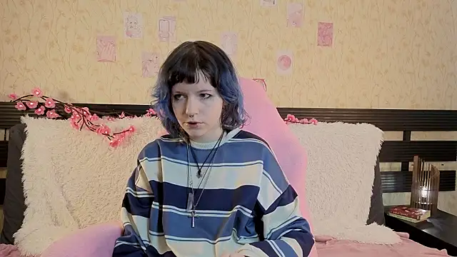 Silver mew online show from 10, 3, 2026