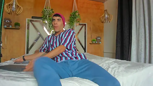 Adrian fire online show from 25, 3, 2026