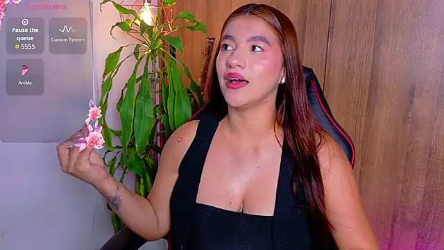 Victoria Rous online show from 7, 5, 2026