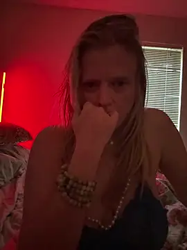 MILFnextdoor69 online show from 7, 3, 2026