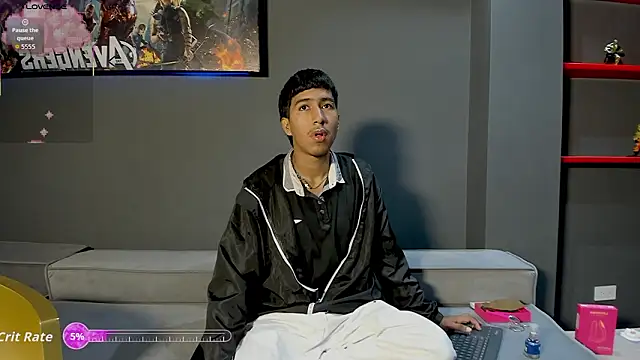 Ender h0tt online show from 13, 3, 2026