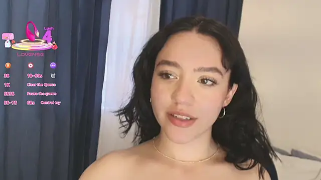 Snapshot of Katiieee chatting on 24, 5, 2026 Katiieee online show from 24, 5, 2026