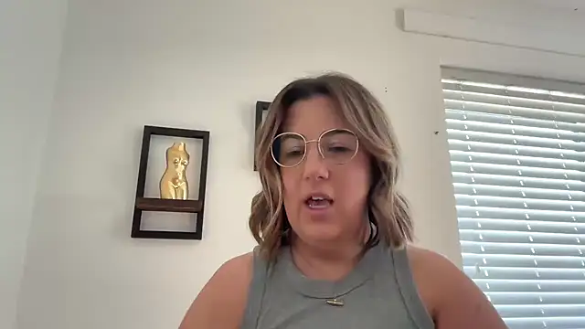 annabellewarick online show from 6, 4, 2026