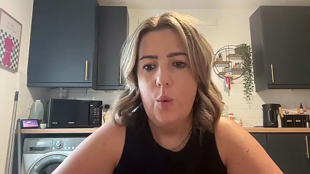 annabellewarick online show from 19, 7, 2026