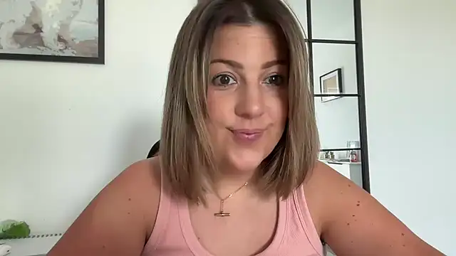 Snapshot of annabellewarick chatting on 13, 5, 2026 annabellewarick online show from 13, 5, 2026