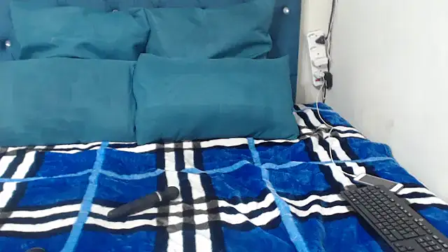 CuteBubbles13th online show from 2, 4, 2026