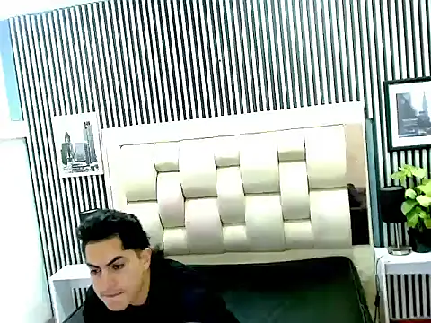 Alex Wolft online show from 23, 3, 2026