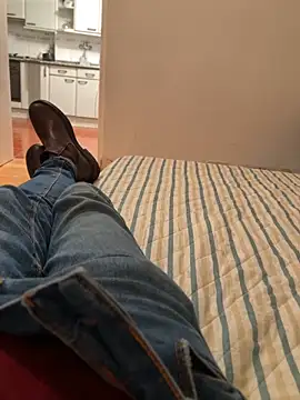 Snapshot of angeldeseo chatting on 8, 3, 2026 angeldeseo online show from 8, 3, 2026