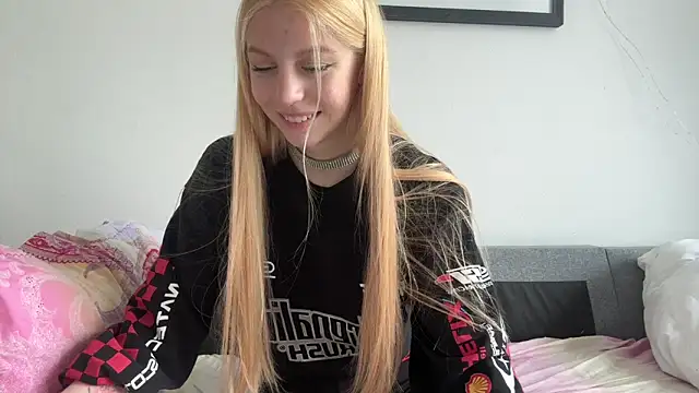 Snapshot of Fanny_Fresh chatting on 30, 5, 2026 Fanny Fresh online show from 30, 5, 2026