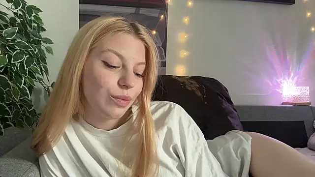 Snapshot of Fanny_Fresh chatting on 26, 6, 2026 Fanny Fresh online show from 26, 6, 2026
