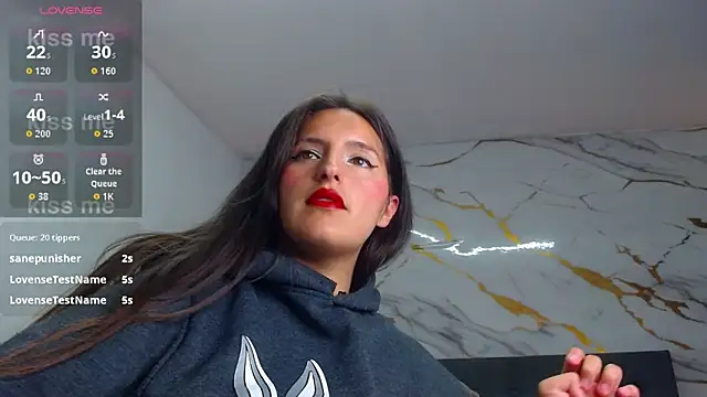 Snapshot of Sharon_makelove chatting on 6, 6, 2026 Sharon makelove online show from 6, 6, 2026