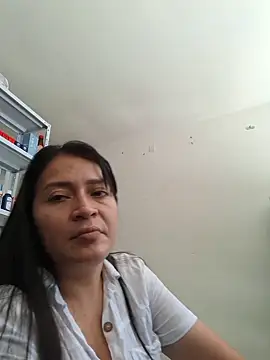 Snapshot of Dr_Edna_naughty chatting on 24, 5, 2026 Dr Edna naughty online show from 24, 5, 2026
