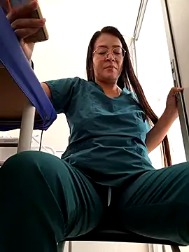 Snapshot of Dr_Edna_naughty chatting on 6, 5, 2026 Dr Edna naughty online show from 6, 5, 2026