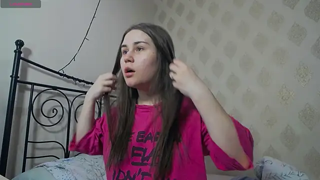 LucyMur online show from 25, 4, 2026