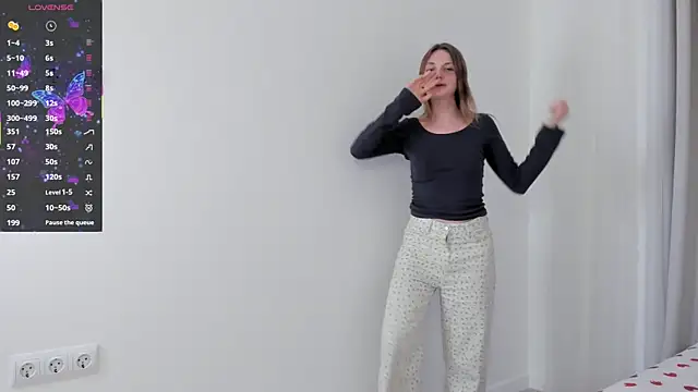 ErinnPieloch online show from 17, 4, 2026