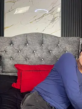 Bunny fire online show from 13, 4, 2026