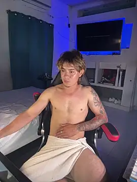 Snapshot of AngelLatinBoy chatting on 8, 4, 2026 AngelLatinBoy online show from 8, 4, 2026