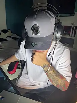 Snapshot of AngelLatinBoy chatting on 29, 3, 2026 AngelLatinBoy online show from 29, 3, 2026