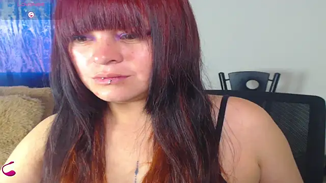 Snapshot of V_ALERY chatting on 20, 5, 2026 V ALERY online show from 20, 5, 2026