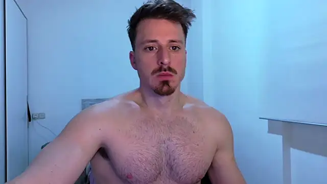 zeusoctavian1 online show from 5, 4, 2026