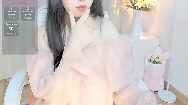 Sweet-Shuna online show from 13, 4, 2026