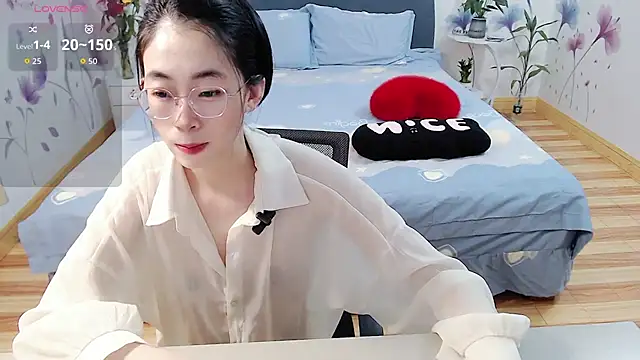 Snapshot of mila-baby-99 chatting on 26, 4, 2026 mila-baby-99 online show from 26, 4, 2026