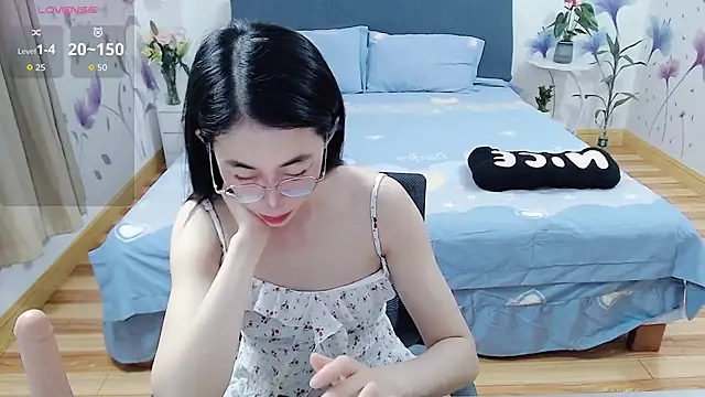 Snapshot of mila-baby-99 chatting on 6, 5, 2026 mila-baby-99 online show from 6, 5, 2026
