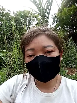 Bling-pusy online show from 9, 4, 2026