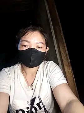 Bling-pusy online show from 7, 4, 2026