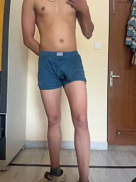Snapshot of legend_twink chatting on 10, 5, 2026 legend twink online show from 10, 5, 2026