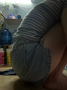 July-lovee online show from 12, 4, 2026