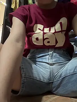 July-lovee online show from 24, 4, 2026